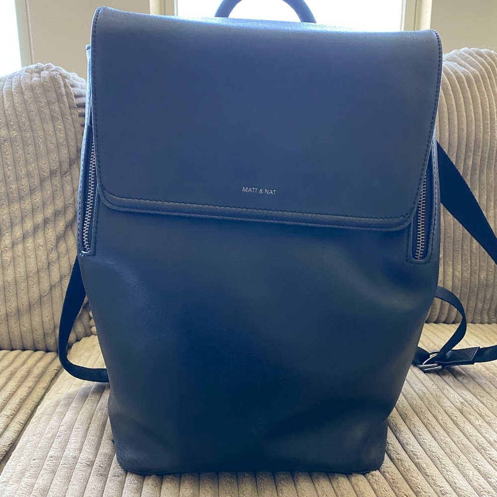 Matt & Nat Fabi backpack in black.